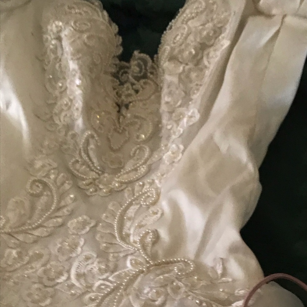Wedding dress